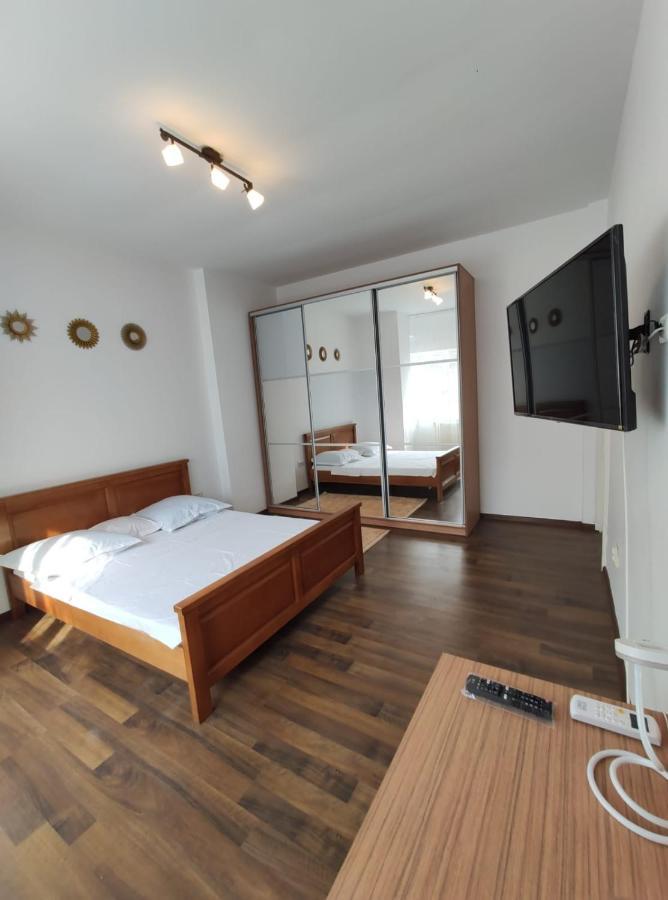 Apartament Apartament Marra